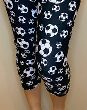 Load image into Gallery viewer, Soccer Balls CAPRI
